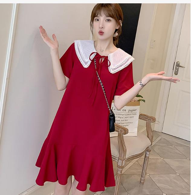 狮子座女生适合穿什么颜色的衣服,狮子座适合穿什么颜色的衣服女生