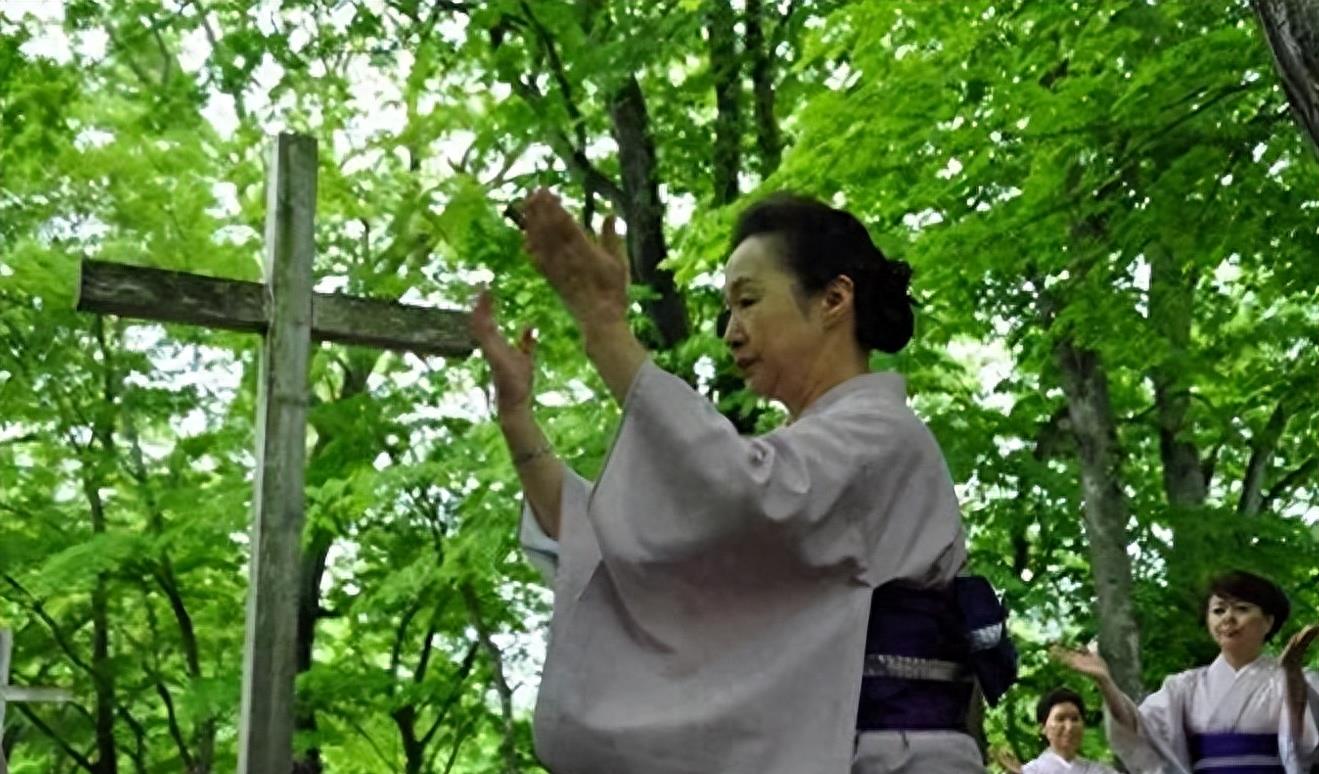 13个活久见事实：全世界嘴巴最大的女人，阴道长“牙齿”