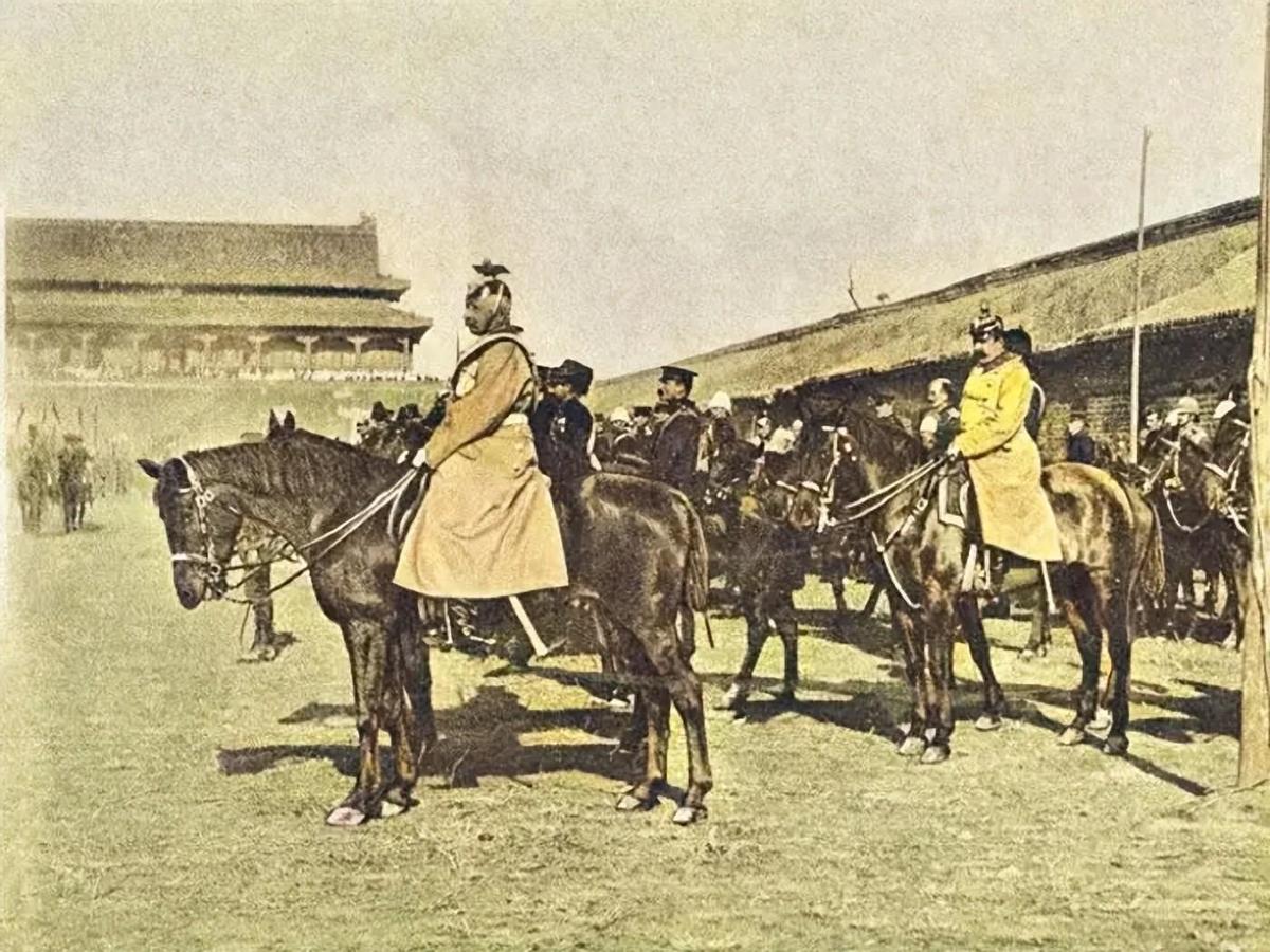 渚靛崕鏃ュ啗鍏借,鏃ュ啗鍏借