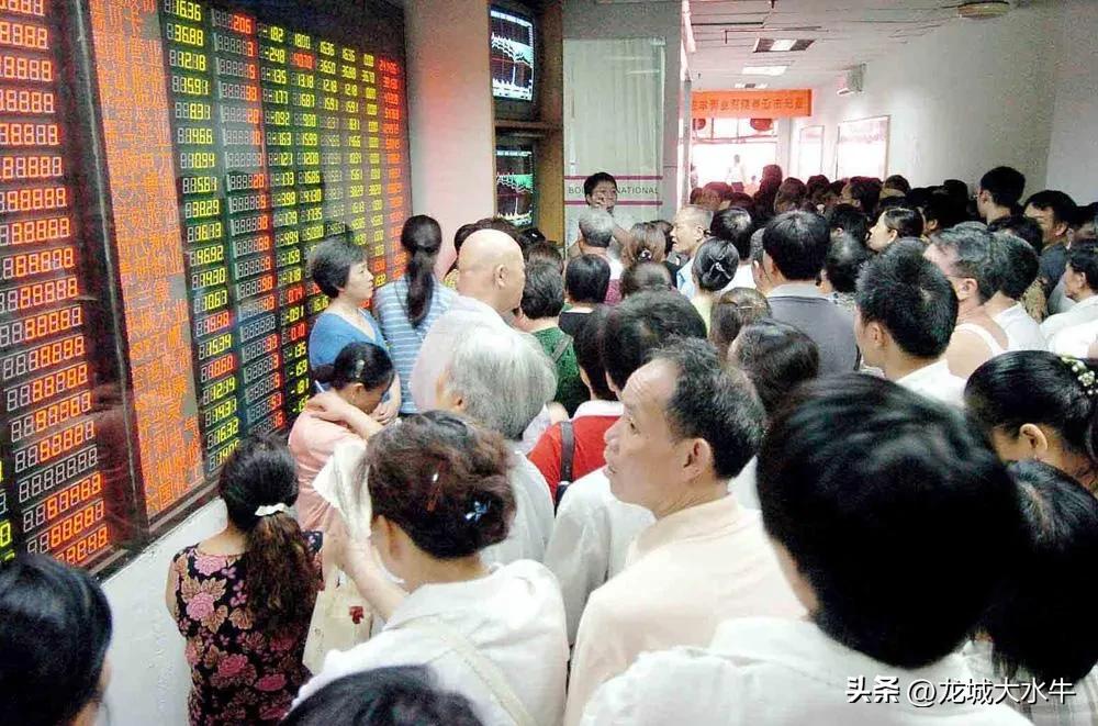 一万怎么用来短期投资收益高,收益高的投资方法推荐