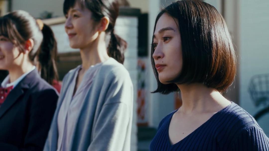 尺度炸裂全无删减，情色充斥竟*欲情**全无？穿过性，她终于学会爱