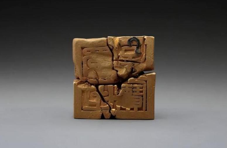 废品站老板收购铁块,沈阳废品站捡垃圾