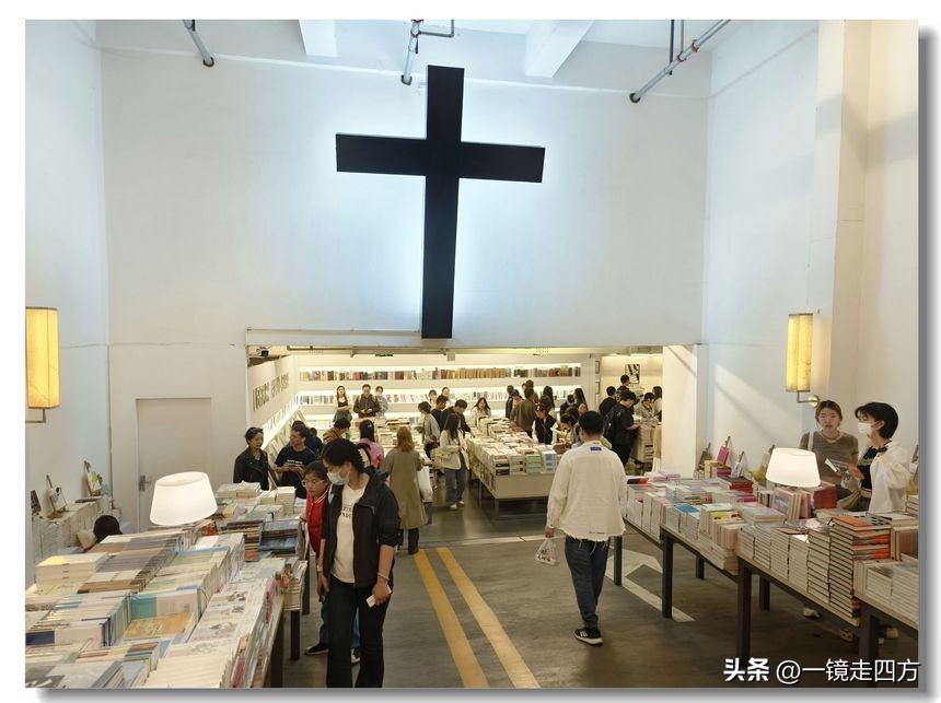 先锋书店全球十大最美书店之一,先锋书店为什么叫最美书店