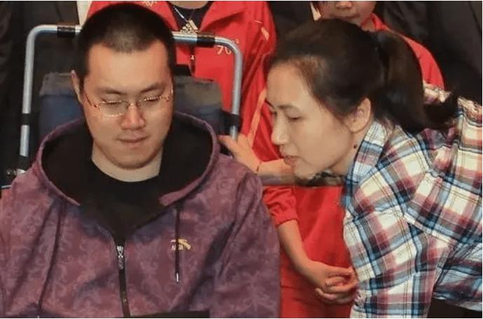 周苏红女排夺冠视频,女排奥运冠军周苏红个人采访视频