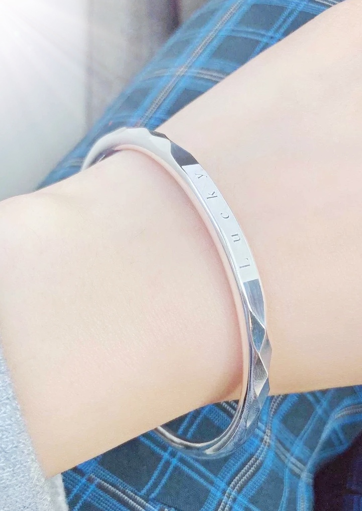 教你4招分辨假币,教你识别假货