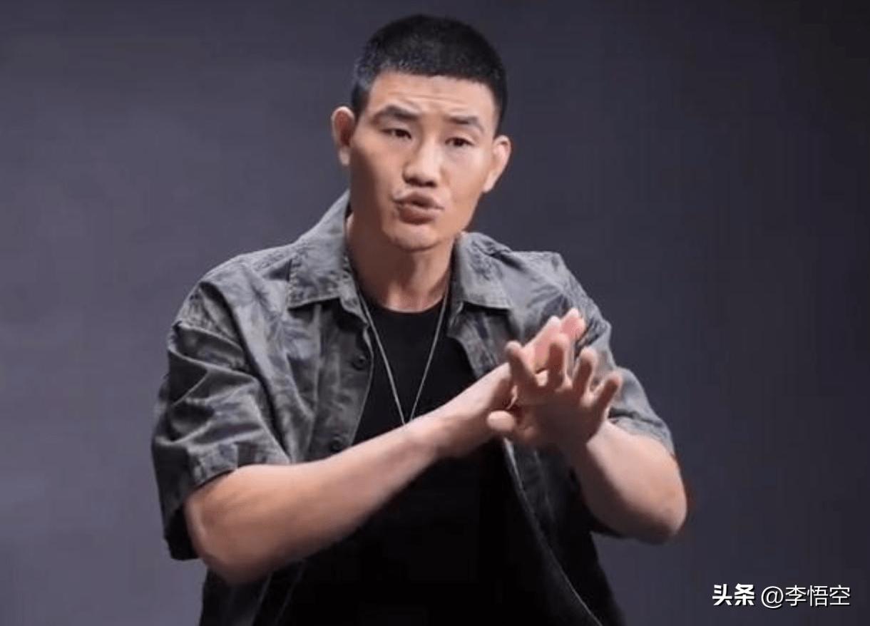 手机实际价只有1880元,却号称原价8999元,直播带货到底有多假?