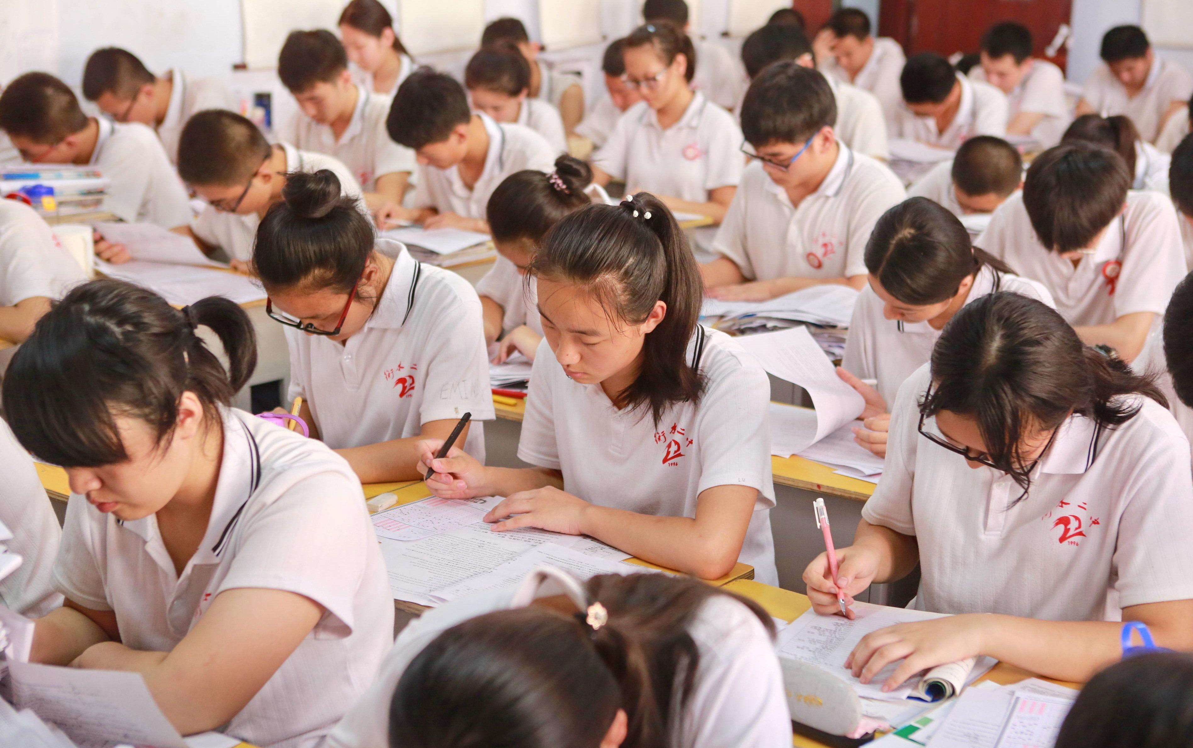 一模后怎么提高分数,高三一模后数学差补救办法