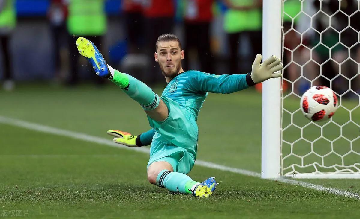 马奎尔红魔比赛视频,fifa足球世界闪回巅峰马奎尔