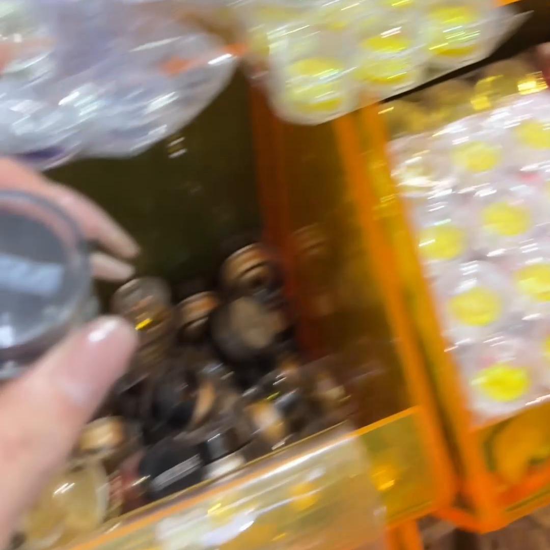 来啦来啦!!化妆品城挖宝第二弹!!还有没有感兴趣的地方...