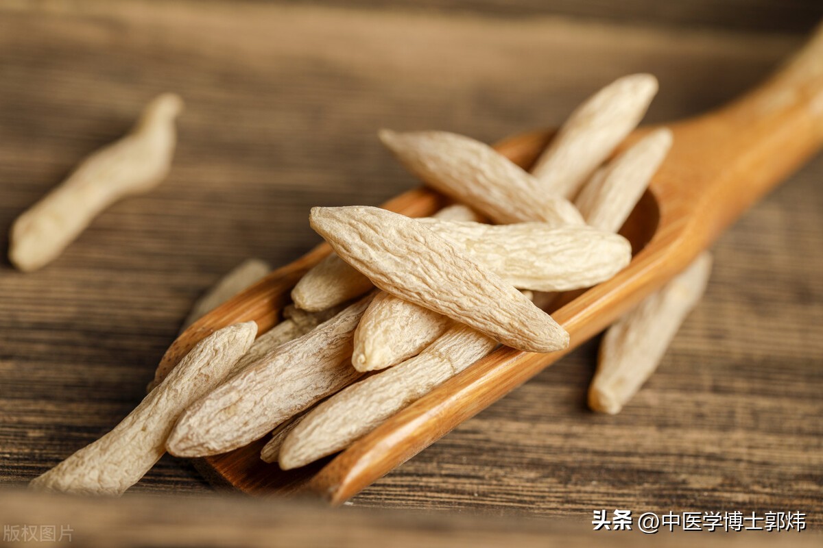 治便秘要多喝热水,中医治便秘能除根吗