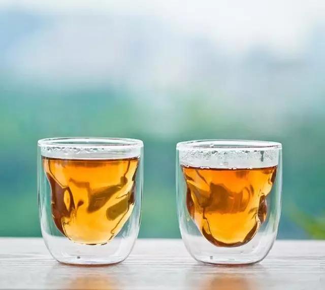 新的玻璃茶具第一次用怎么处理,玻璃茶具功效与作用