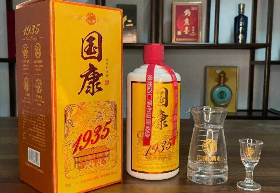 二锅头涨价平民酒为何不平价,二锅头白酒的市场前景