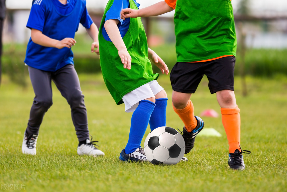 中国足球为什么踢不过日本韩国,中国女足踢不过日本女足吗