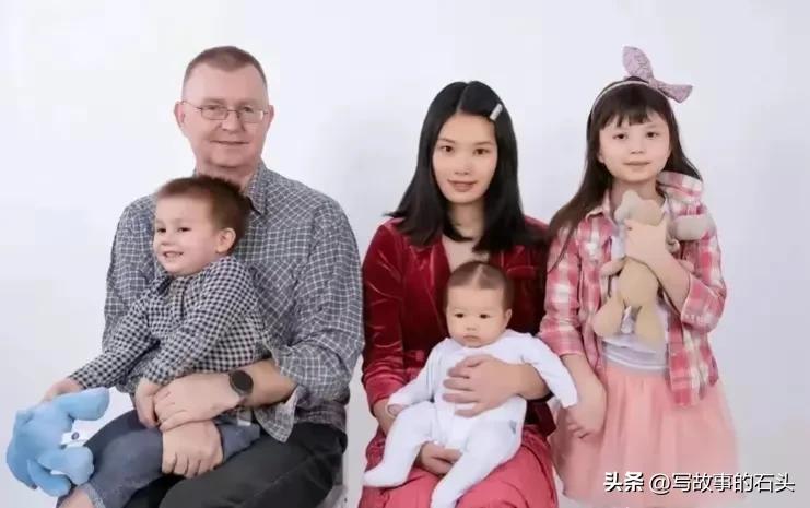 广东23岁女孩嫁老板,广东23岁女子嫁35岁老板