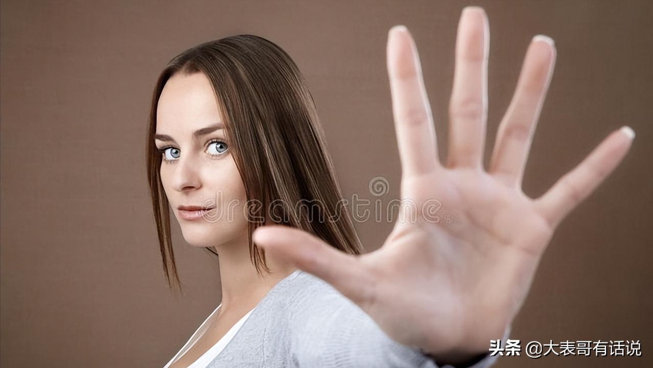 和女生聊天总是回复嗯是什么意思,女生聊天回复嗯呢什么意思