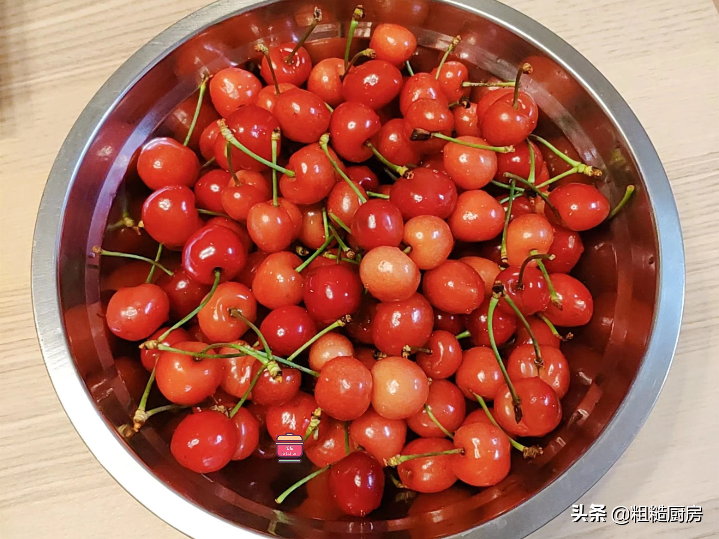 什么水果一年四季春夏秋冬都有,春夏交接时的水果