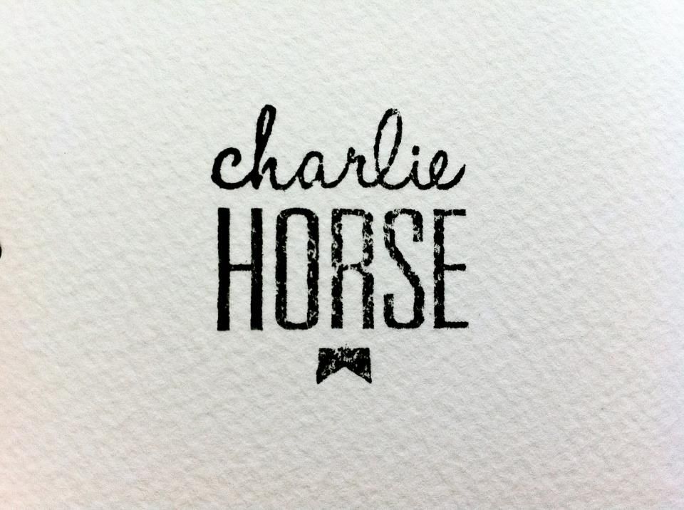 logos：君子一言快马一鞭！一组活力四射的马元素标志设计分享