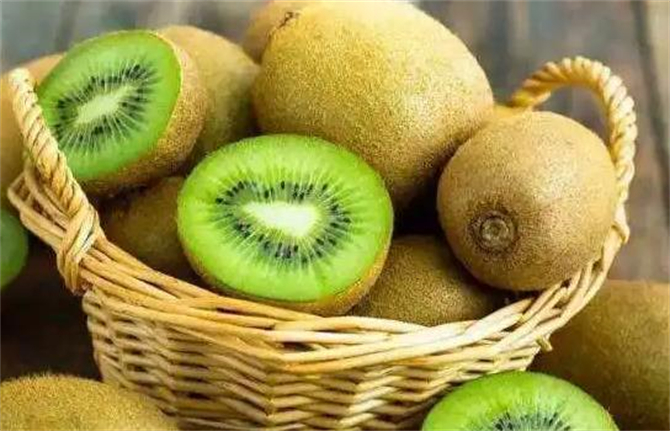 猕猴桃有酒味怎么回事能吃吗,猕猴桃有烂酒味还能吃吗