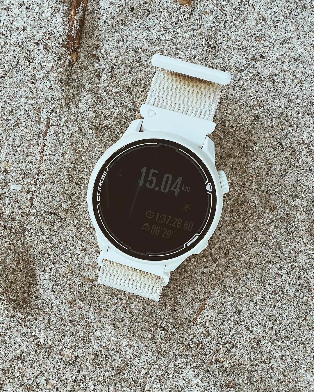 4款好物来开启2022全年好心情！大大提升你的跑步体验