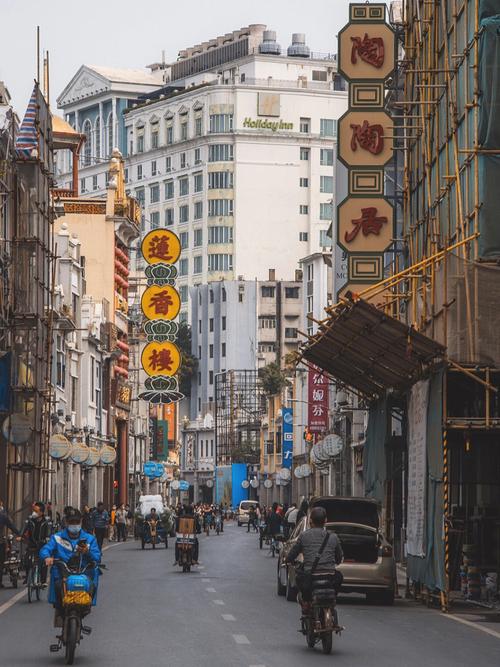 广东海丰梅陇河边夜景,中国第一滩广东茂名夜景