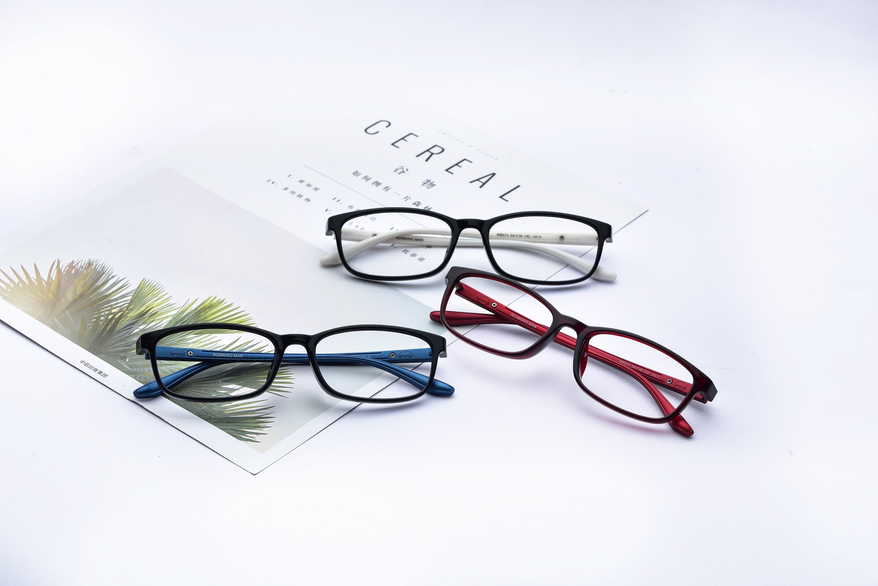 涓轰粈涔堣鐪奸暅琛屼笟鏄毚鍒╃殑,涓轰粈涔堝搧鐗岀溂闀滆繕娌℃湁鏉傜墝濂界敤