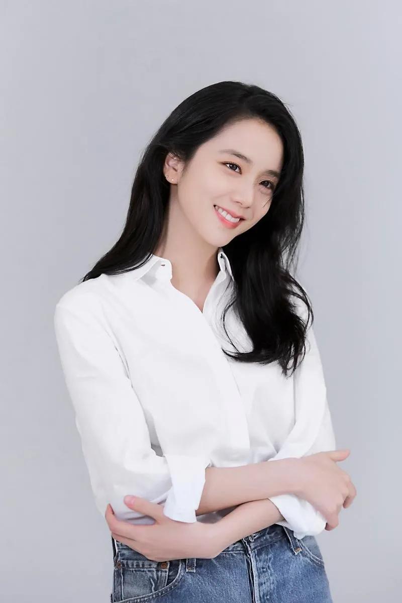 丹宁牛仔配色夏季穿搭,早春牛仔裤穿搭2020