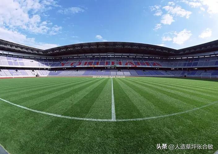 上海足球场人造草坪预算,足球场草坪施工报价明细