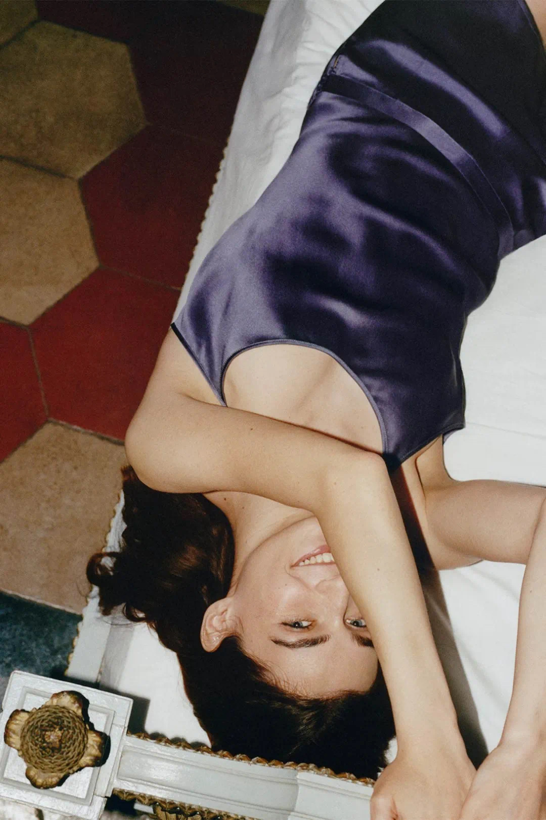 越南版“杨幂”—浪姐4选手芝芙，性感又甜美的穿搭技巧