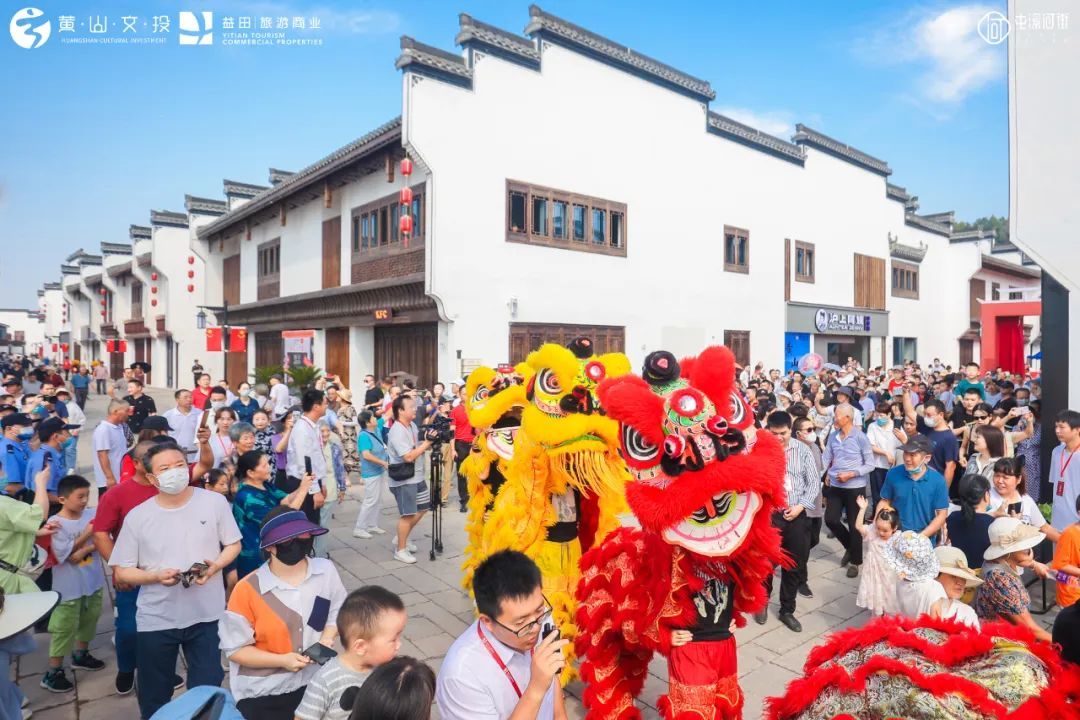 黄山风景屯溪老街,夜游黄山屯溪老街一角