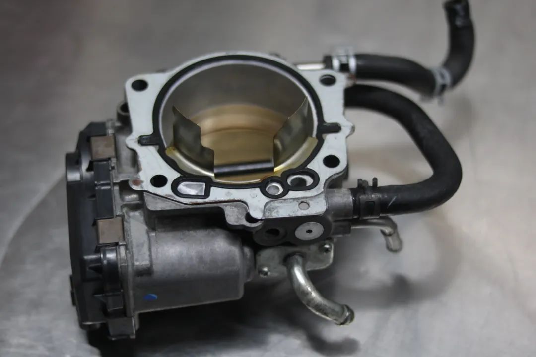 翻新陆巡lc100,陆巡lc100老款改装新款最佳案例