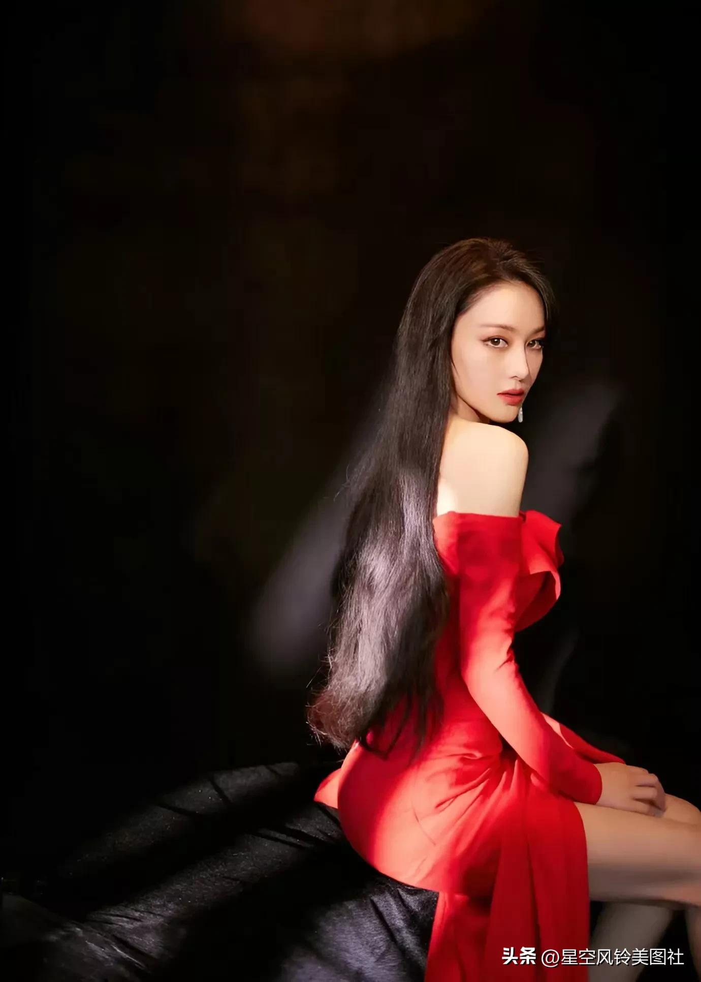 曾经丑闻缠身的女明星,曾多次绯闻缠身的女明星