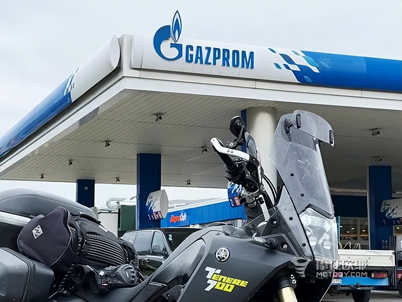 摩托车加油推行4.5米新规取消了吗,摩托车加油现在还用退出加油站吗