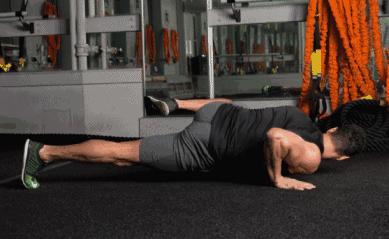 10个经典健身动作零基础,适合所有人的健身动作推荐