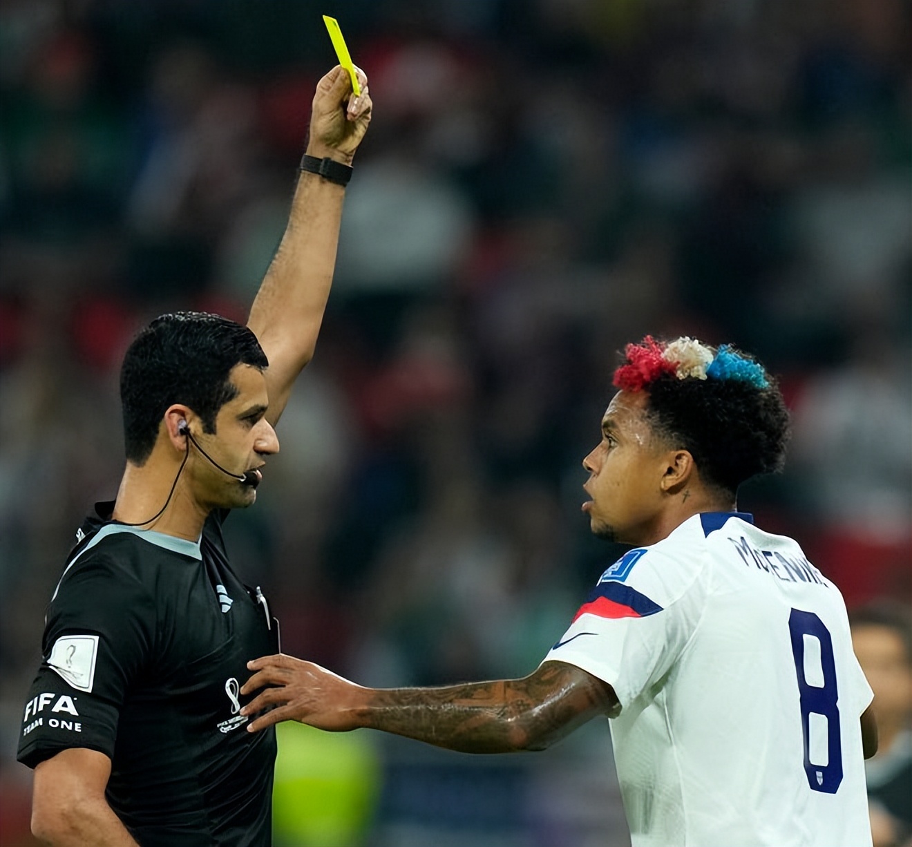 足球的黄牌有什么处罚,2022世界杯黄牌红牌规则