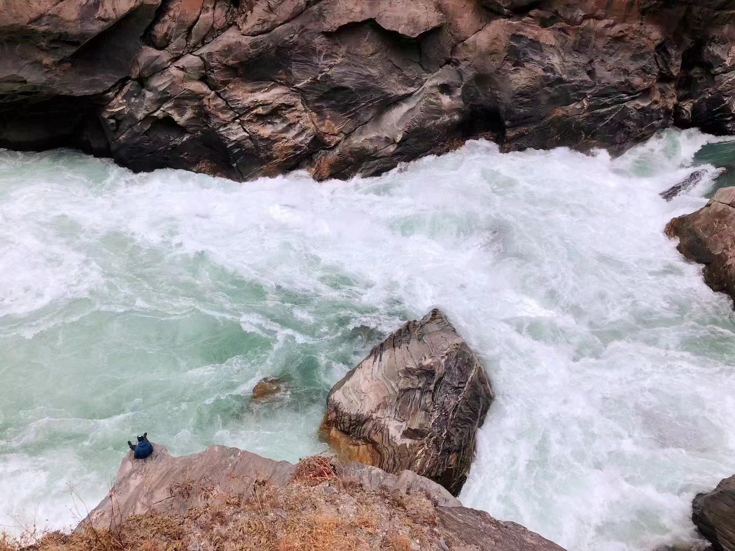 虎跳峡高路徒步最难走路段,虎跳峡高路徒步两日游在哪住宿