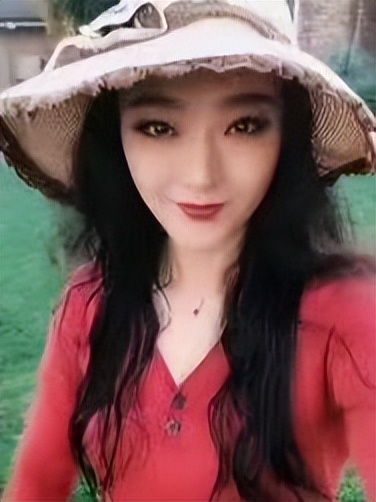 我，北京大妞，二胎宝妈，3年吸粉600万，带洋老公回国当主播