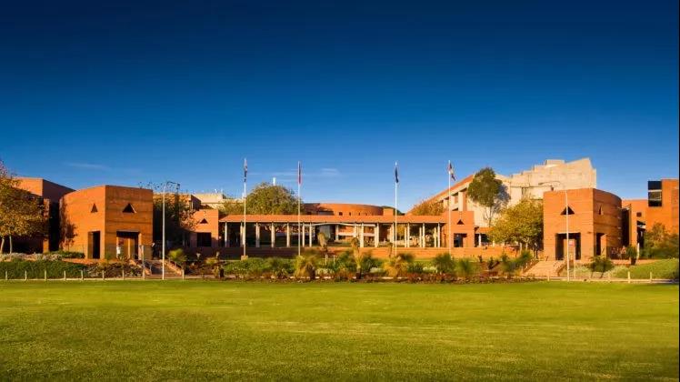 澳洲科廷大学新加坡校区奖学金,澳大利亚科廷大学博士留学