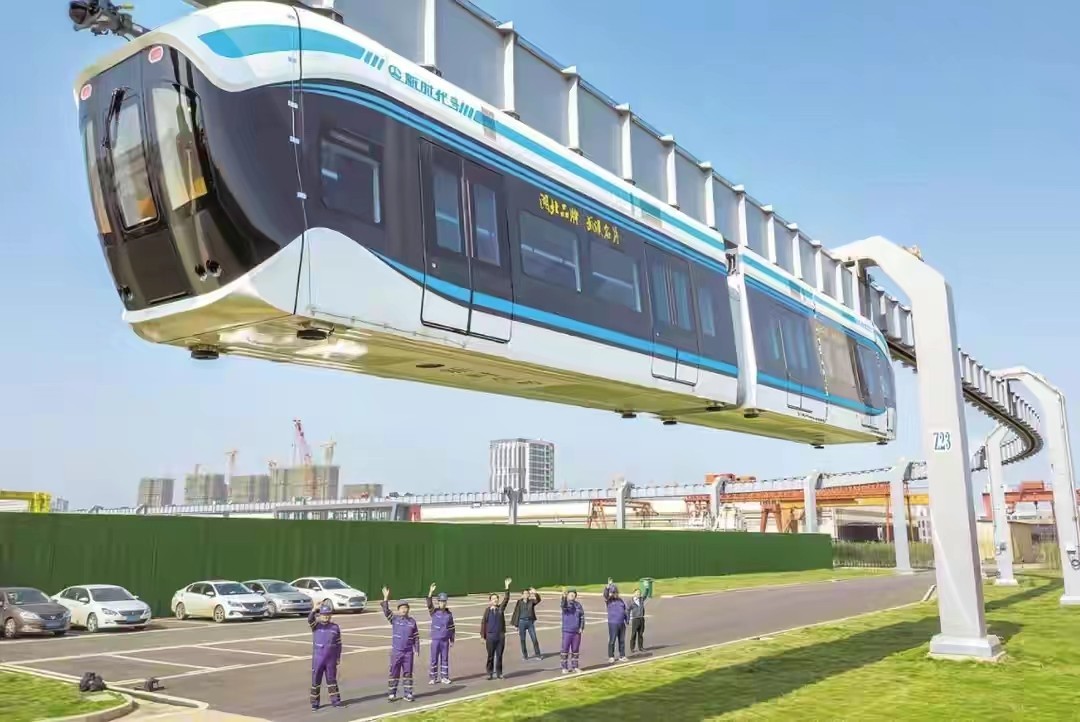 全国首条悬空列车,国内首条悬挂式空中轨道列车江苏