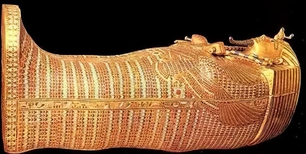 图坦卡蒙100年：埋在黄金堆里的神秘小皇帝