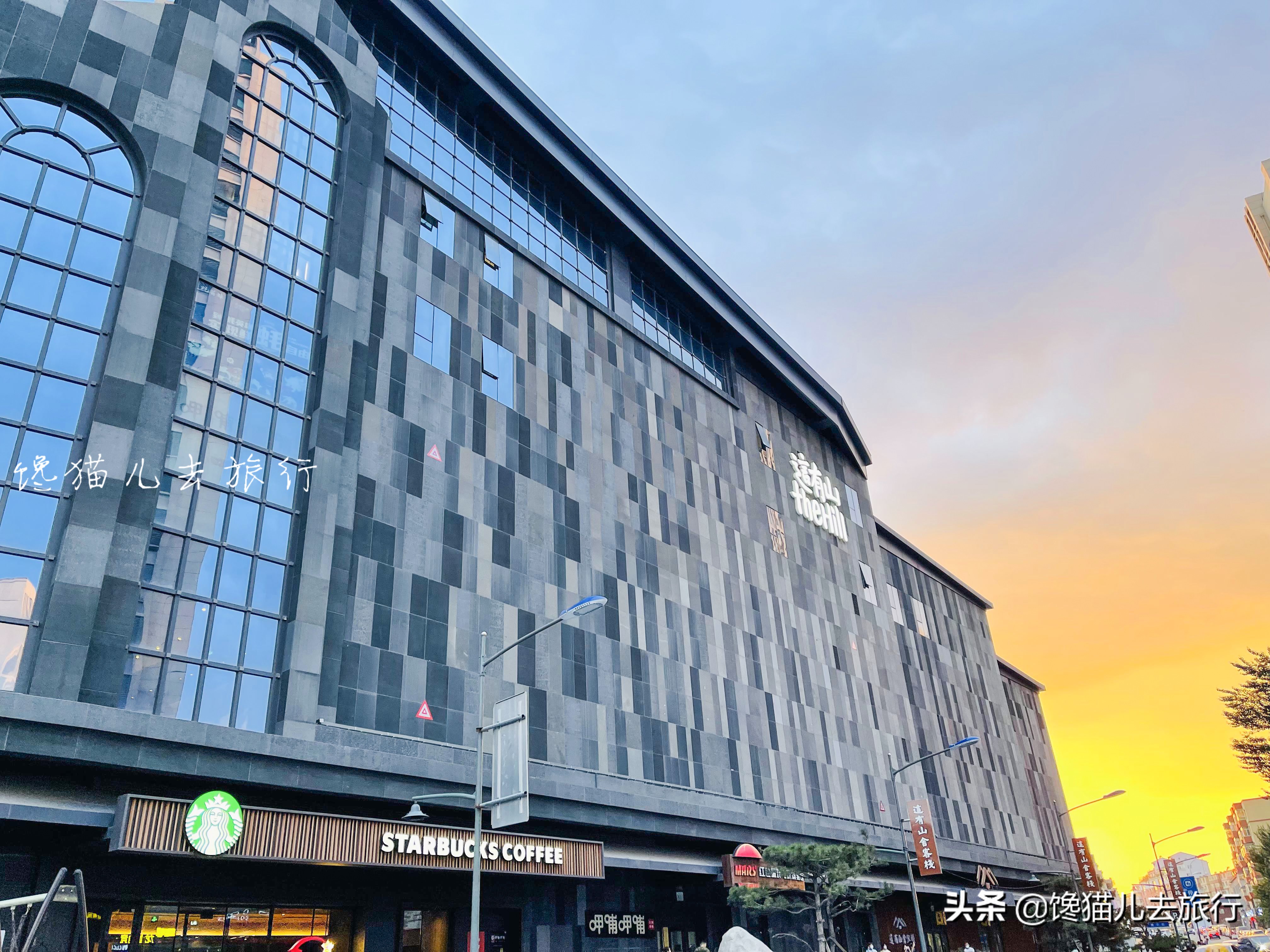 重庆的洪崖洞需要爬山吗,重庆洪崖洞需要爬山吗