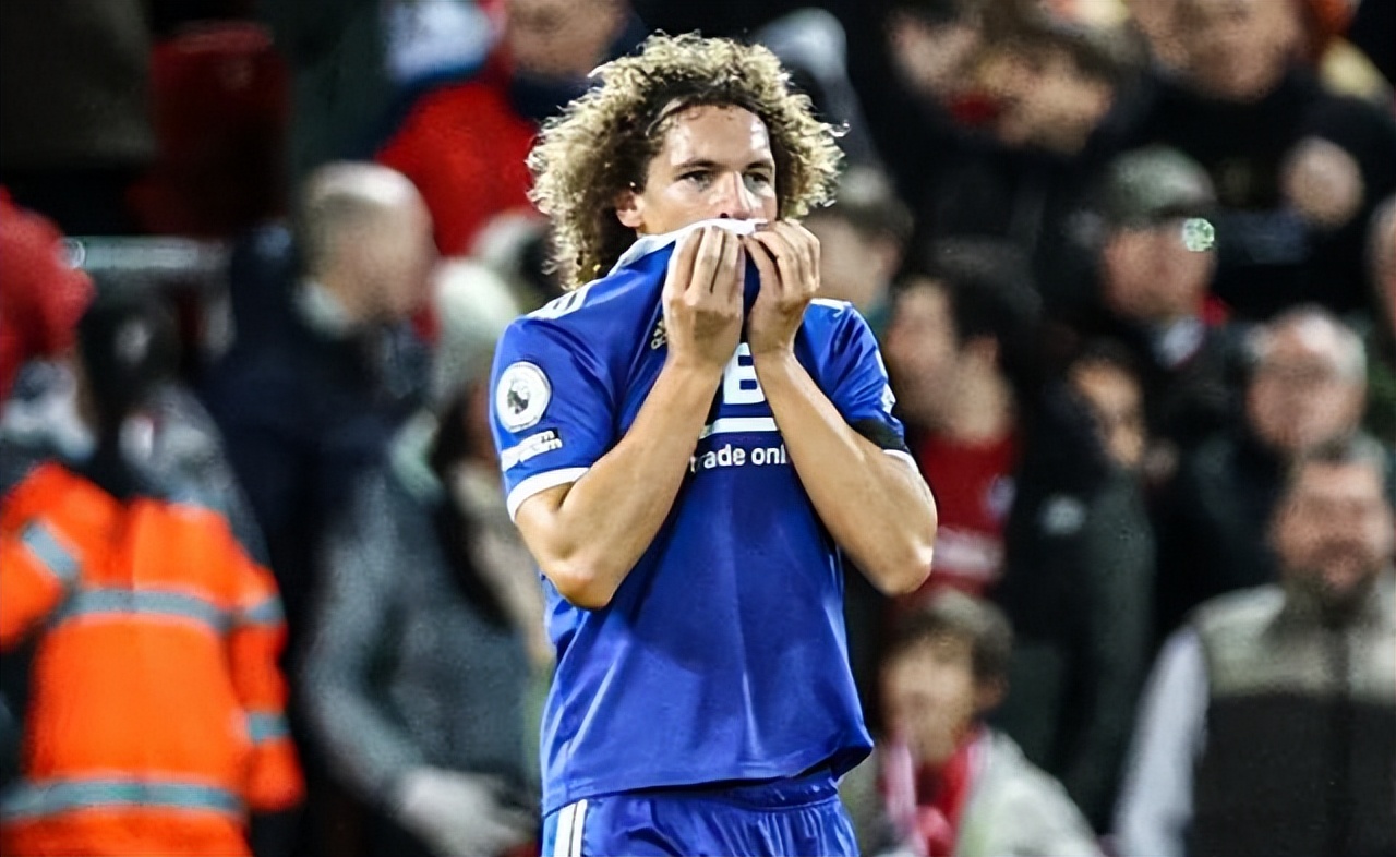 沃特斯单场两个乌龙球,单场两个乌龙球英超