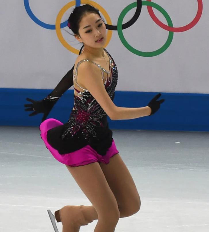 世界前三主攻排球少年,26岁排球美女