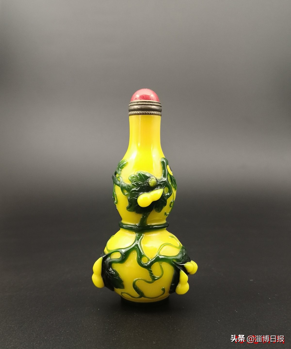 山东淄博小鼻烟壶,淄博传统手工艺鼻烟壶