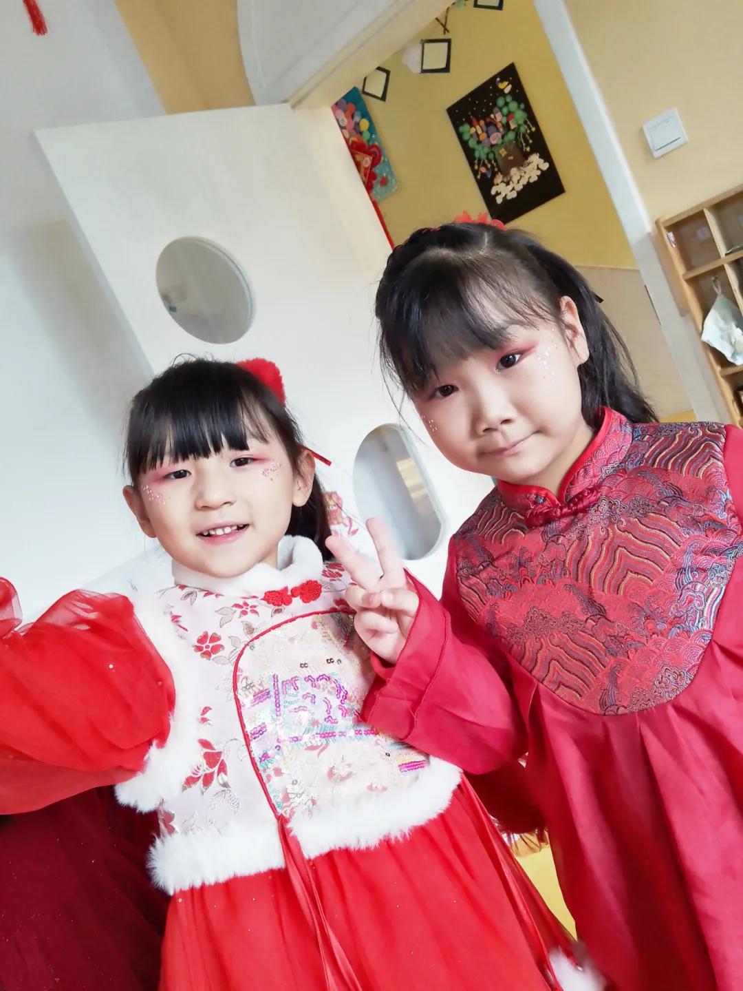 “福娃闹新春,虎年乐淘淘”——未来时光芝澜明仕幼儿园元旦活动