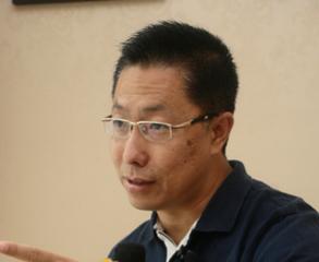 10年前,那个曾教3亿人疯狂英语,被曝家暴丑闻的李阳,如今怎样了