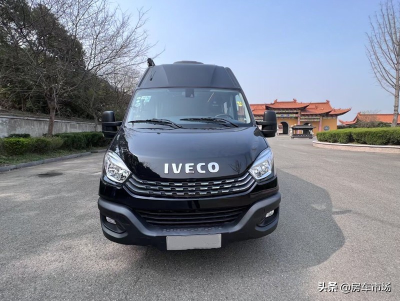 双层依维柯房车c型3.0t柴油,依维柯房车进藏