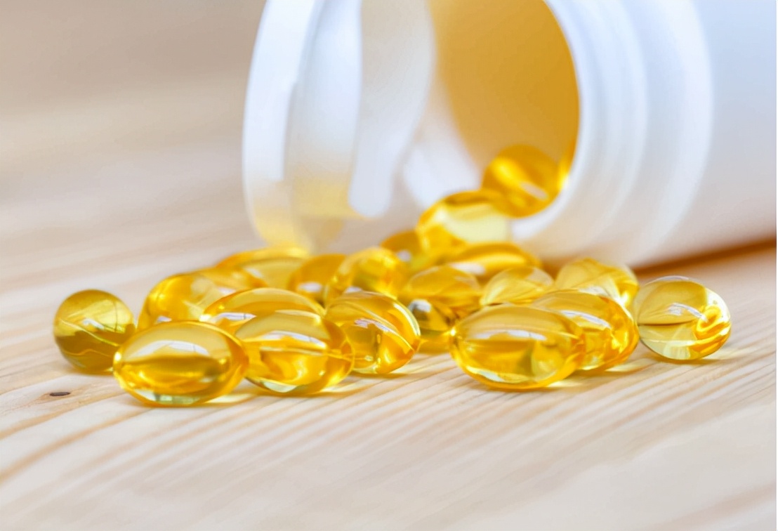 甲钴胺腺苷钴胺和维生素b12区别 (腺苷钴胺和甲钴胺哪个对神经炎好)