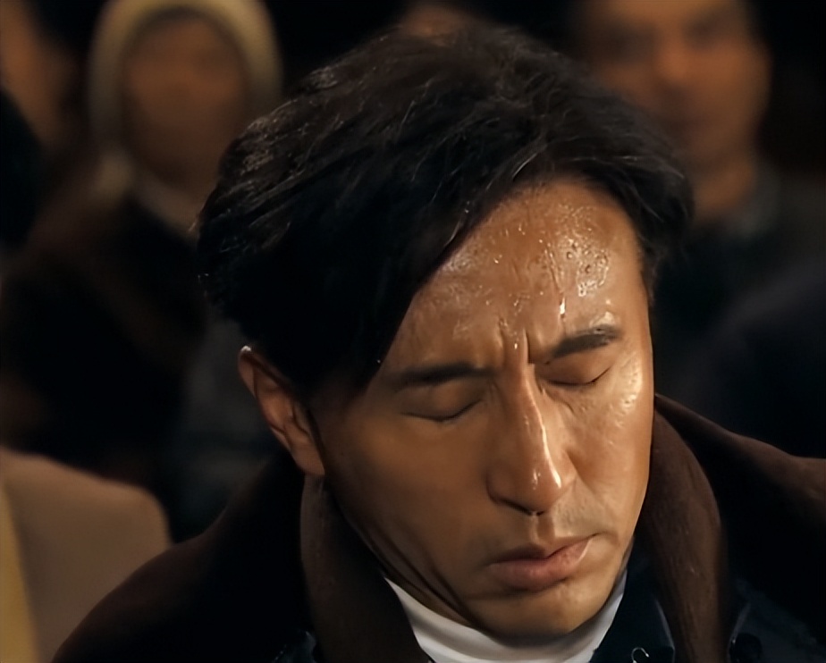 他曾被毛主席表扬，让36万百姓不再挨饿！离世后十万百姓跪拜送行