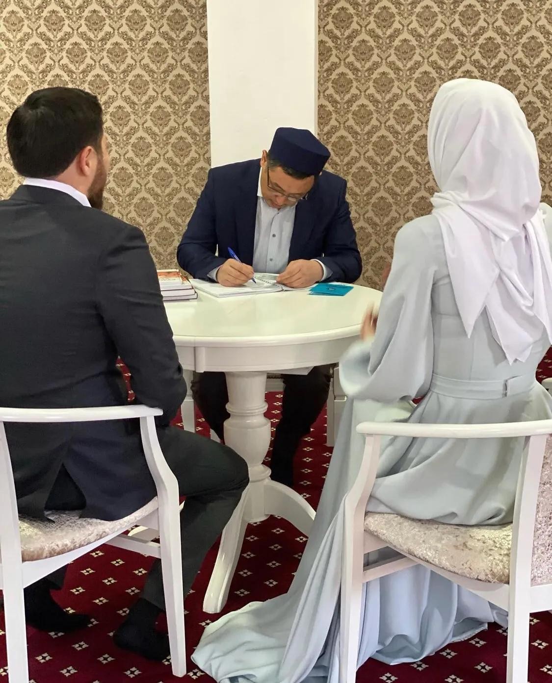 世界前三主攻排球少年,26岁排球美女