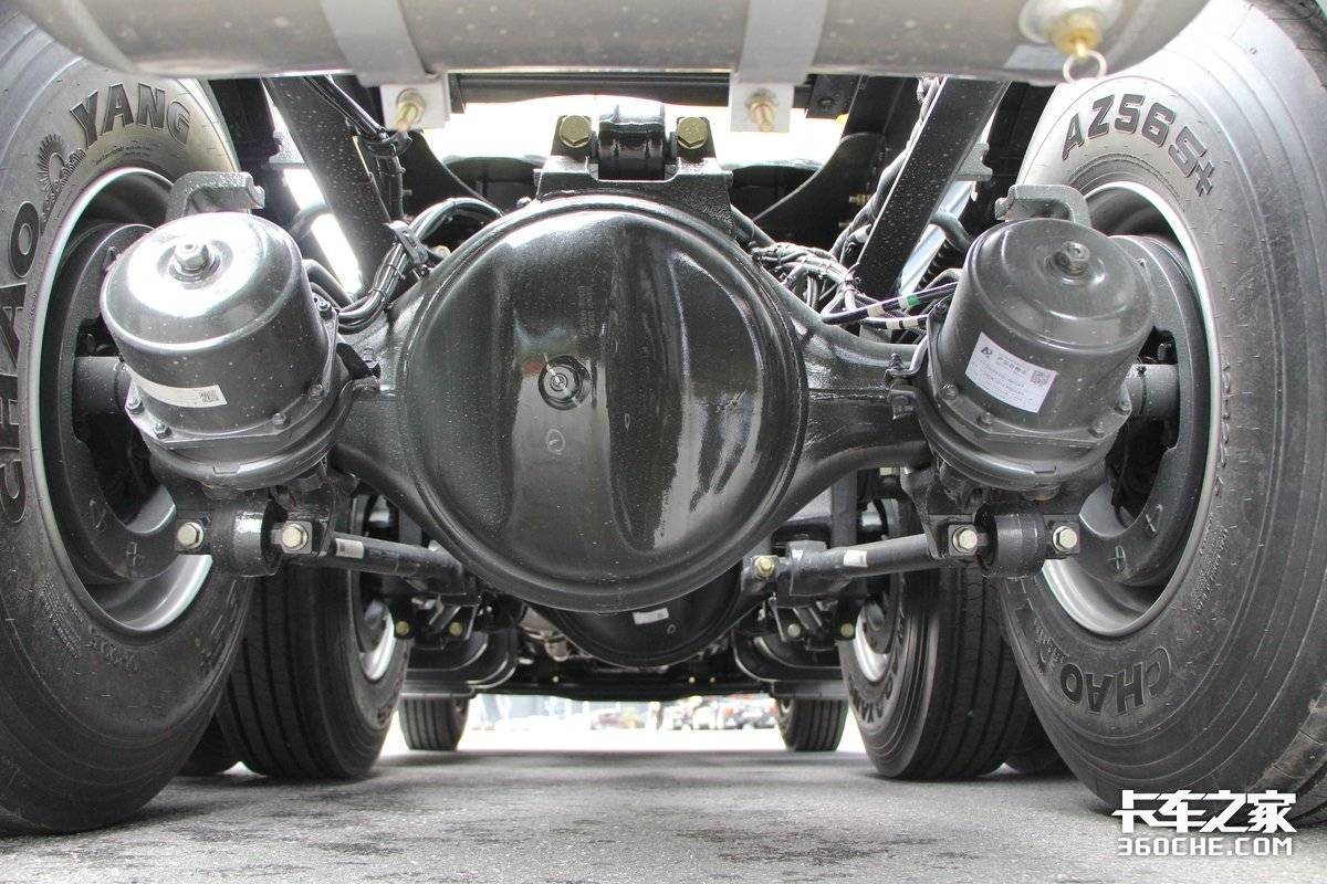 国产最新款大马力重卡,马力最大跑得最快的国产重卡价格